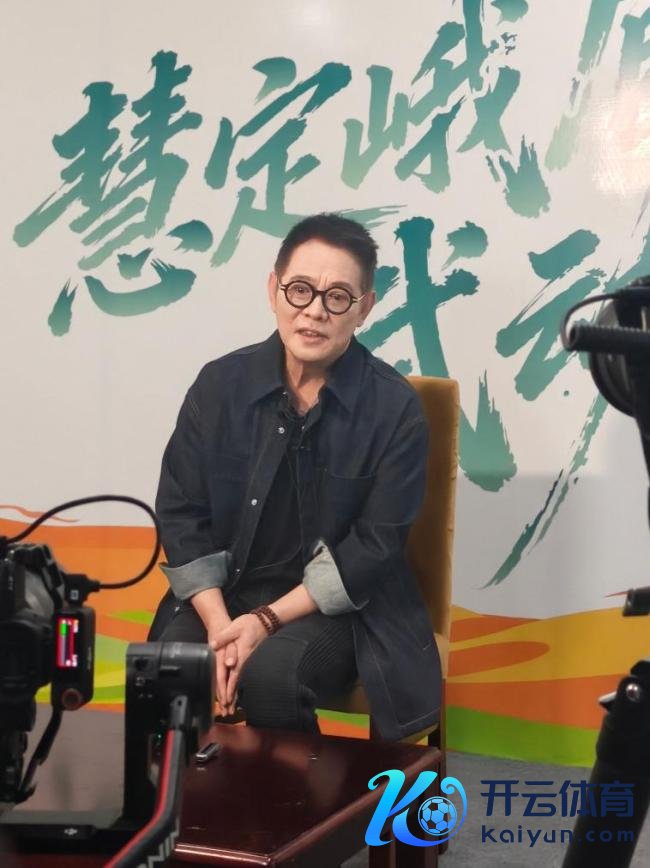 李连杰新身份:001号毕生志愿者